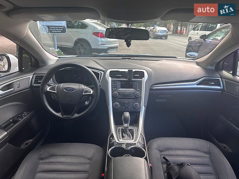 Седан Ford Fusion 2014 в Одесі