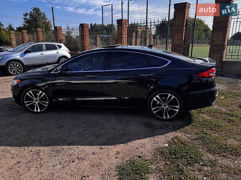 Седан Ford Fusion 2018 в Полтаві
