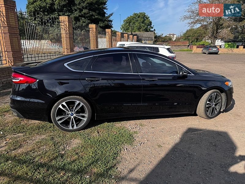 Седан Ford Fusion 2018 в Полтаві