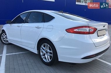Седан Ford Fusion 2013 в Одесі