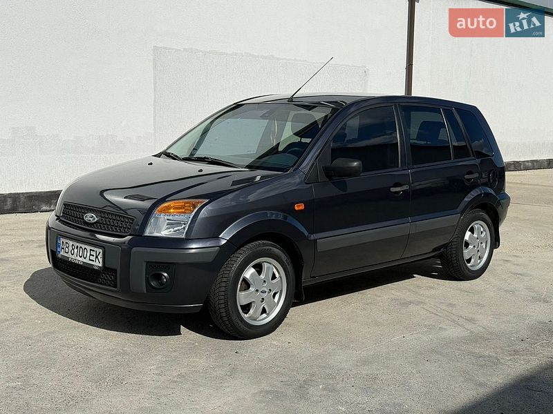 Хэтчбек Ford Fusion 2008 в Виннице