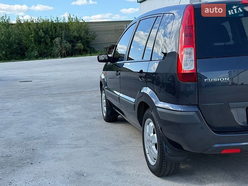 Хэтчбек Ford Fusion 2008 в Виннице