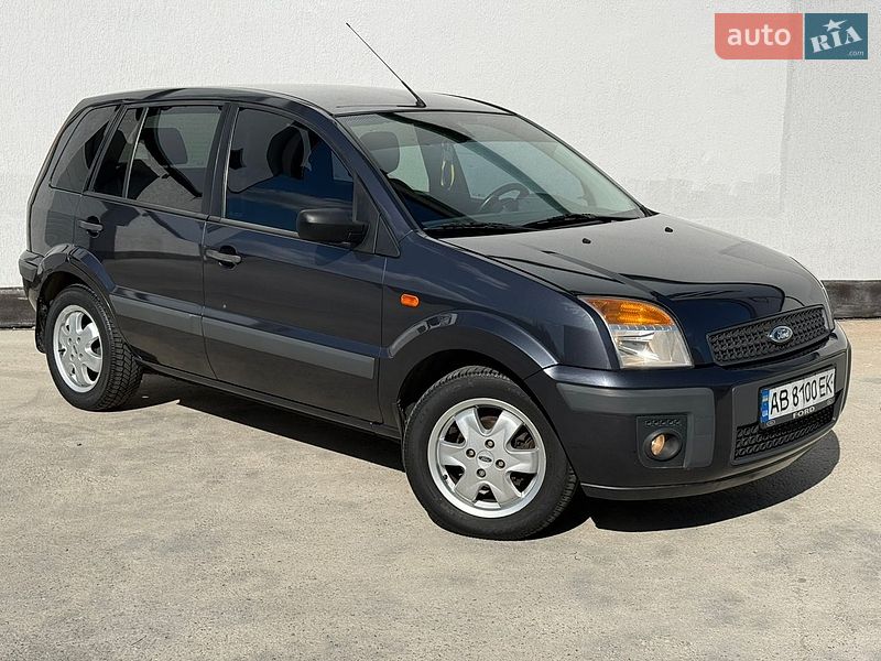 Хэтчбек Ford Fusion 2008 в Виннице