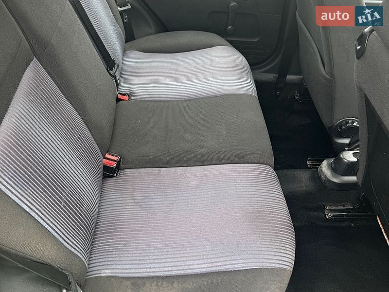 Хэтчбек Ford Fusion 2006 в Львове