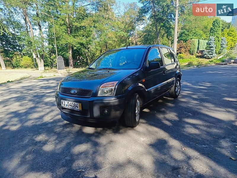 Хетчбек Ford Fusion 2010 в Києві