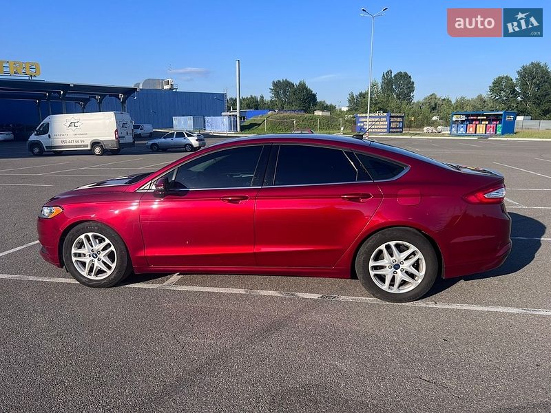 Седан Ford Fusion 2015 в Києві