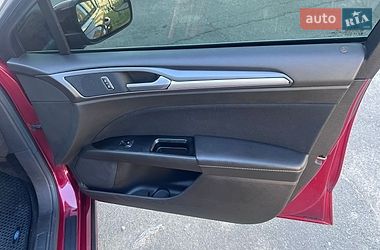 Седан Ford Fusion 2015 в Києві