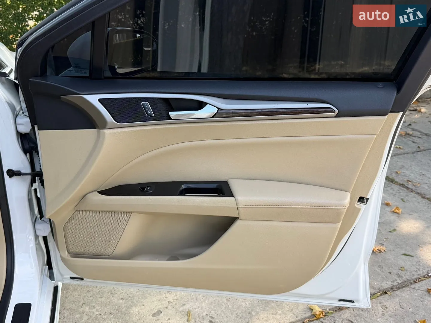 2016 Ford Fusion - мініатюра 33