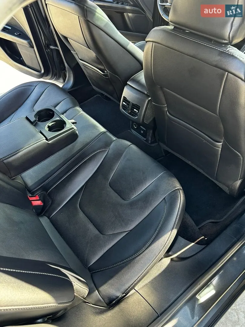 2016 Ford Fusion - мініатюра 9