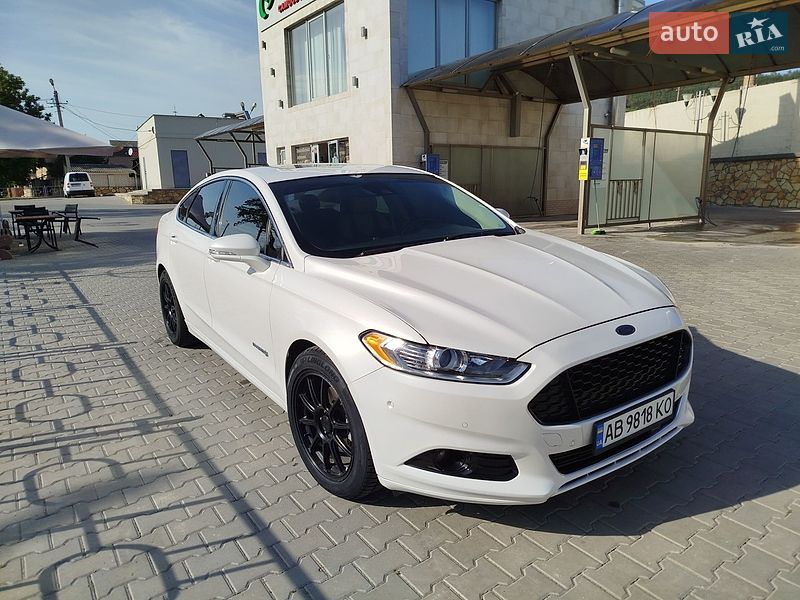 Седан Ford Fusion 2013 в Могилев-Подольске