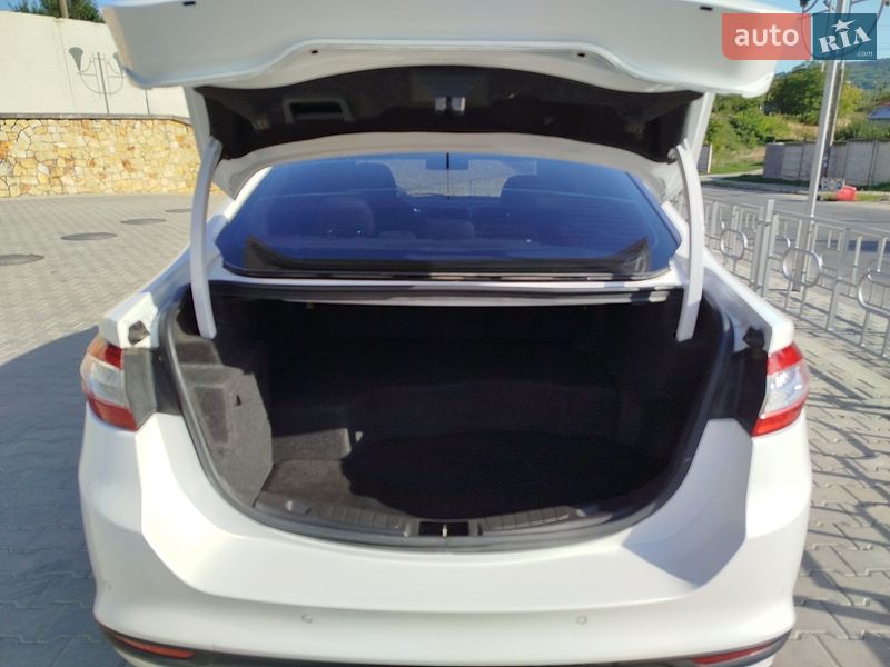 Седан Ford Fusion 2013 в Могилев-Подольске