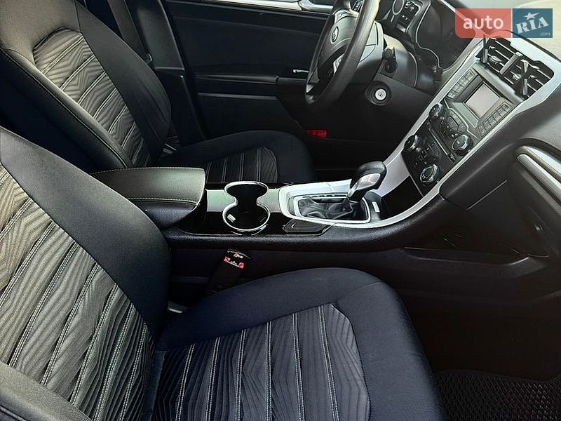Седан Ford Fusion 2015 в Ивано-Франковске