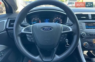 Седан Ford Fusion 2015 в Виннице