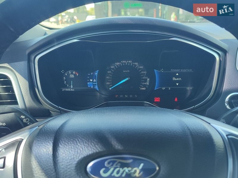Седан Ford Fusion 2014 в Луцьку