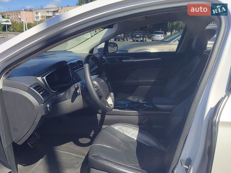 Седан Ford Fusion 2014 в Луцке