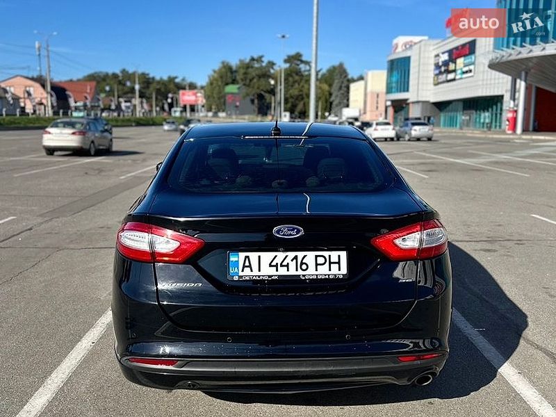 Седан Ford Fusion 2015 в Чернігові
