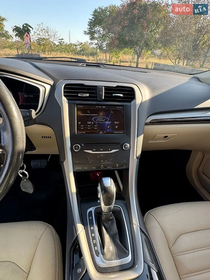 2013 Ford Fusion - мініатюра 19