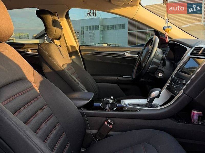 Седан Ford Fusion 2014 в Киеве