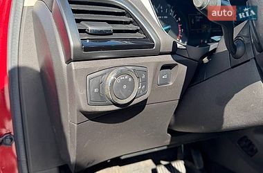 Седан Ford Fusion 2015 в Львові