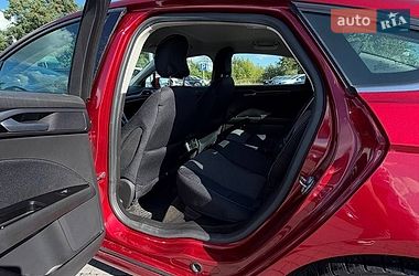 Седан Ford Fusion 2015 в Львові