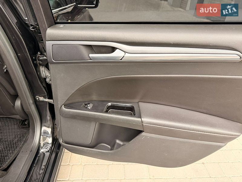 Седан Ford Fusion 2015 в Вінниці