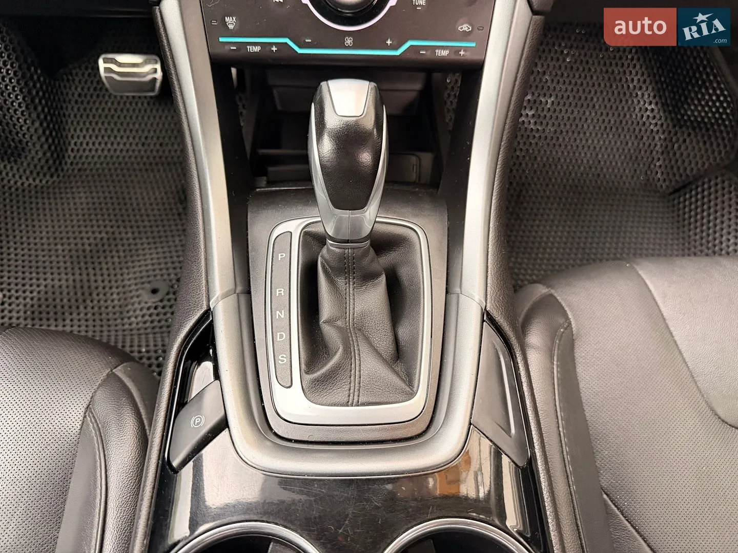 2015 Ford Fusion - мініатюра 31