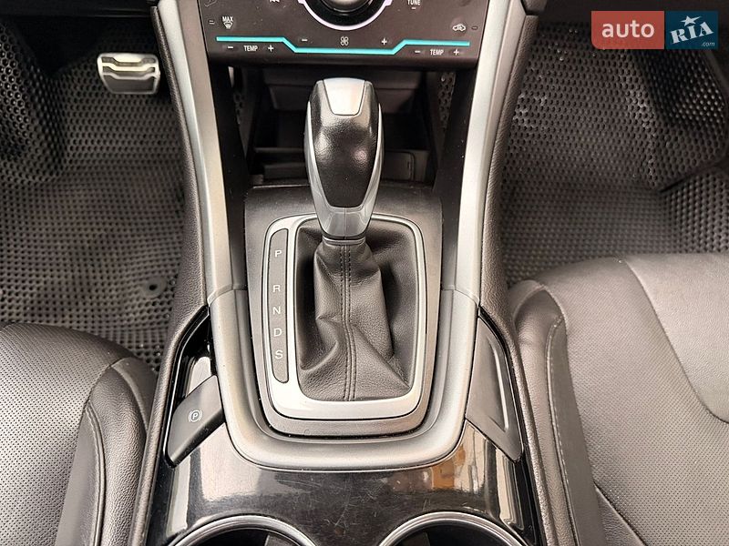 Седан Ford Fusion 2015 в Вінниці