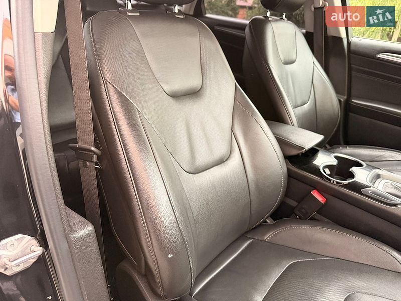 Седан Ford Fusion 2015 в Вінниці