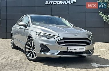 Седан Ford Fusion 2020 в Одессе