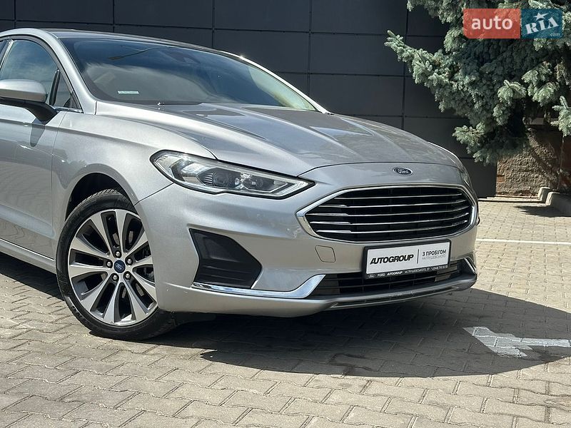 Седан Ford Fusion 2020 в Одессе