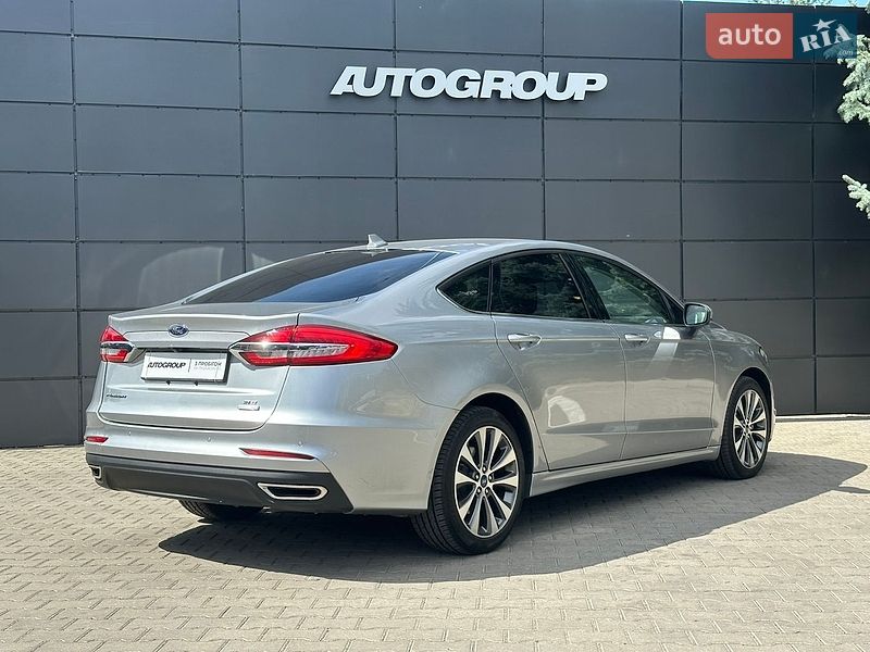 Седан Ford Fusion 2020 в Одессе