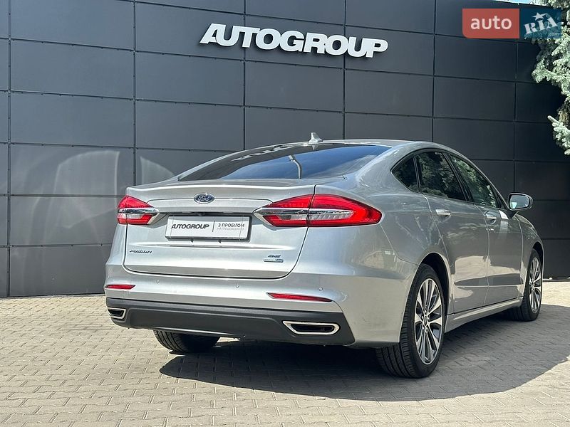 Седан Ford Fusion 2020 в Одессе