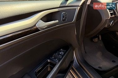 Седан Ford Fusion 2015 в Сквирі