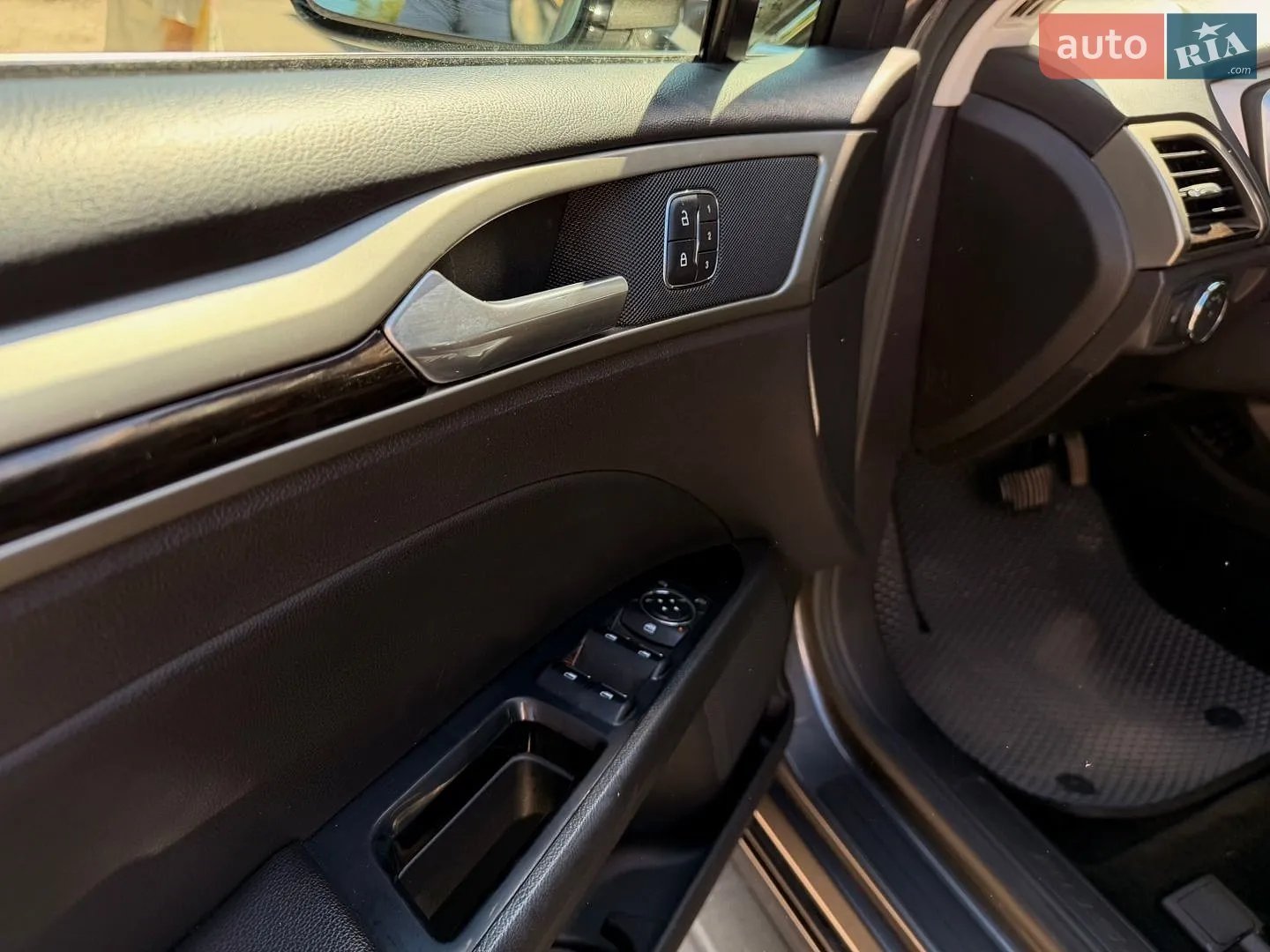2015 Ford Fusion - мініатюра 12
