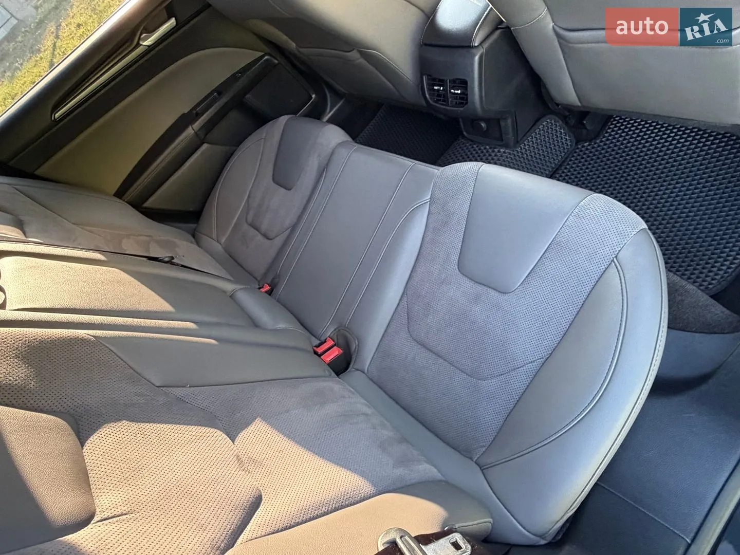 2016 Ford Fusion - мініатюра 38