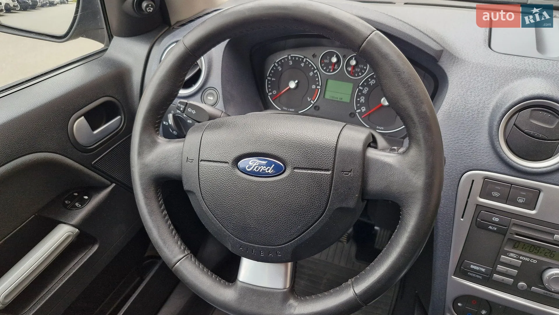 2011 Ford Fusion - мініатюра 32