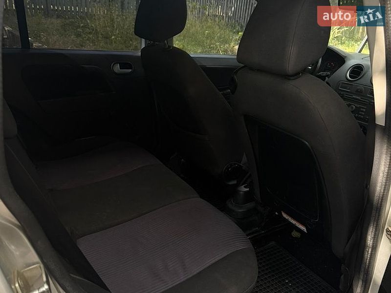 Хэтчбек Ford Fusion 2008 в Киеве