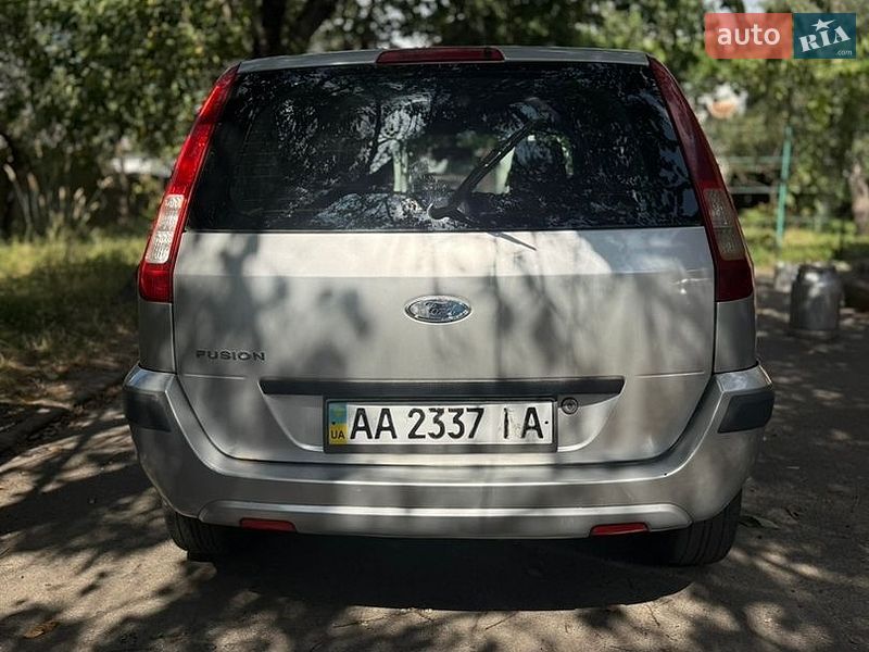 Хэтчбек Ford Fusion 2008 в Киеве