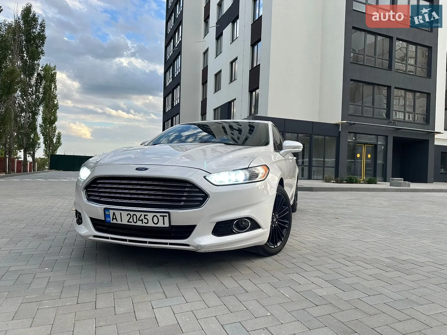 2013 Ford Fusion - мініатюра 2