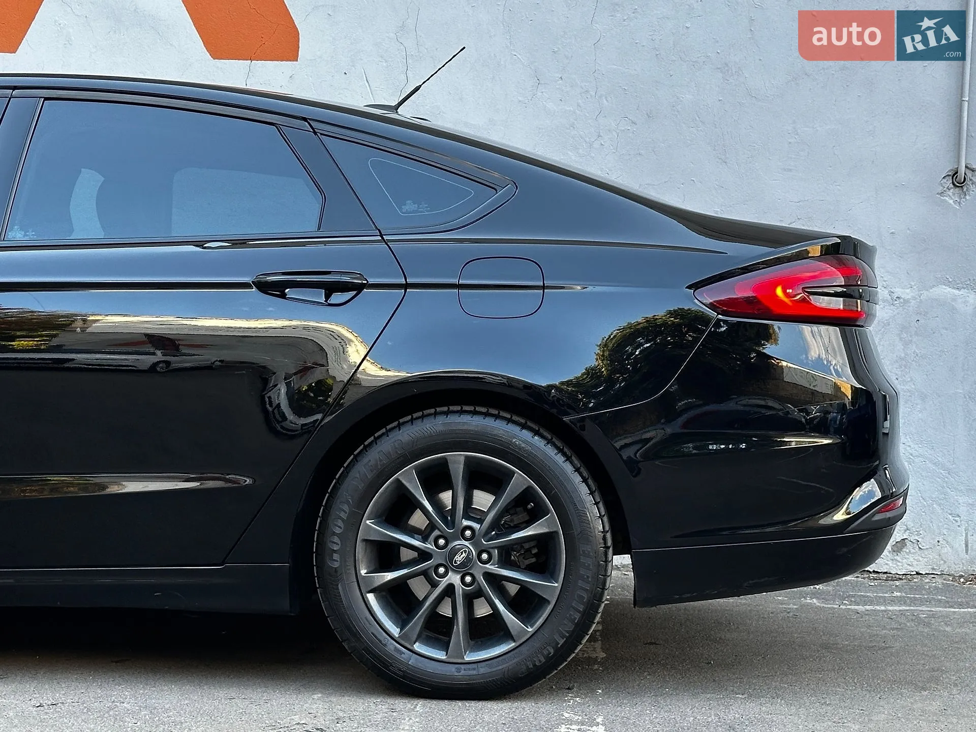 2016 Ford Fusion - мініатюра 13