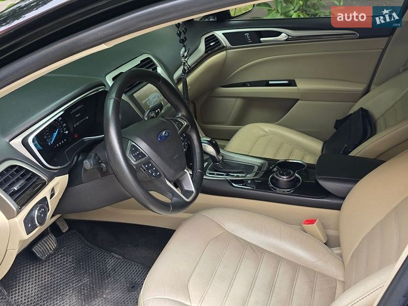 Седан Ford Fusion 2015 в Одессе