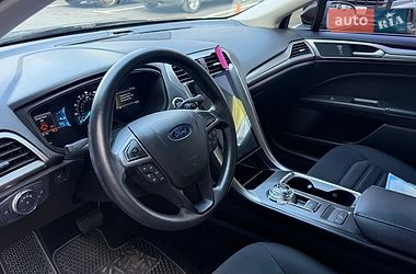 Седан Ford Fusion 2018 в Киеве