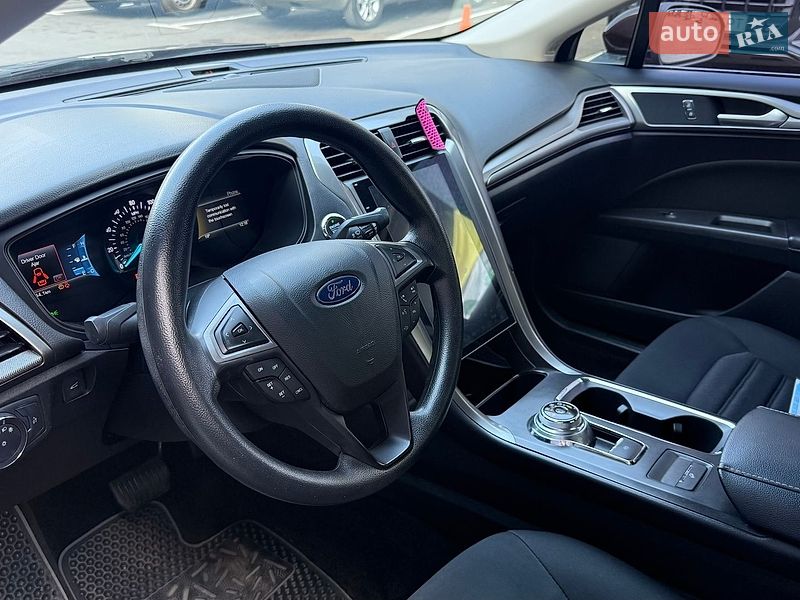 Седан Ford Fusion 2018 в Киеве