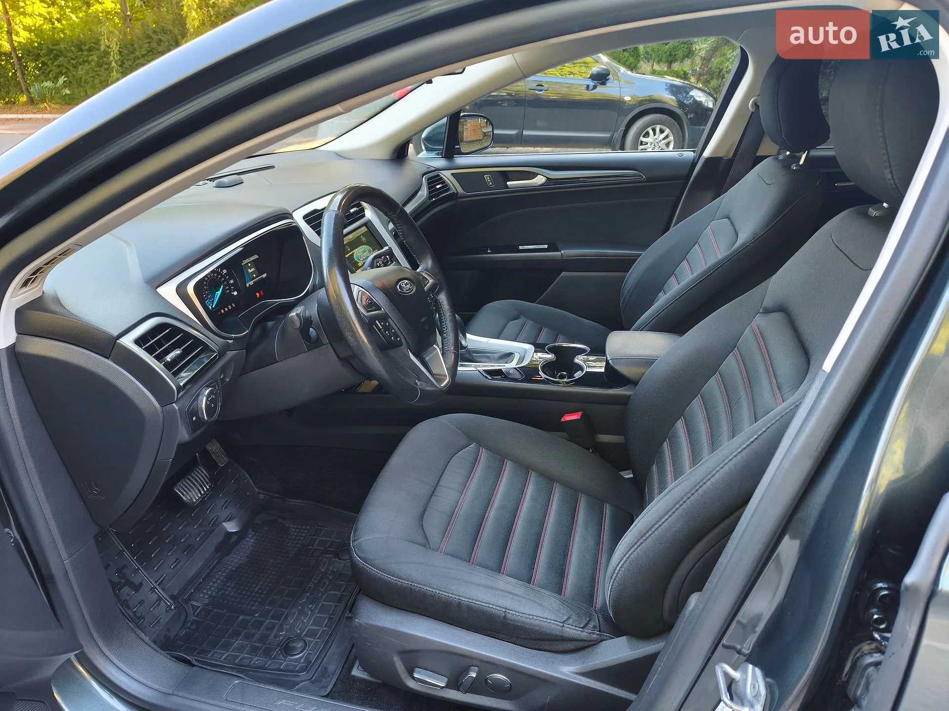 2015 Ford Fusion - мініатюра 19