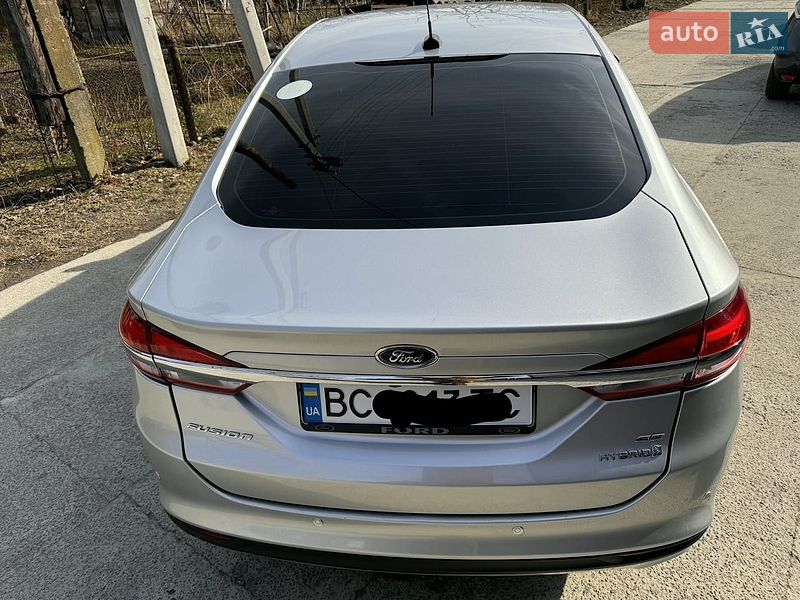 Седан Ford Fusion 2017 в Дрогобыче
