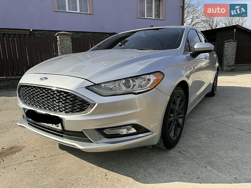 Седан Ford Fusion 2017 в Дрогобыче