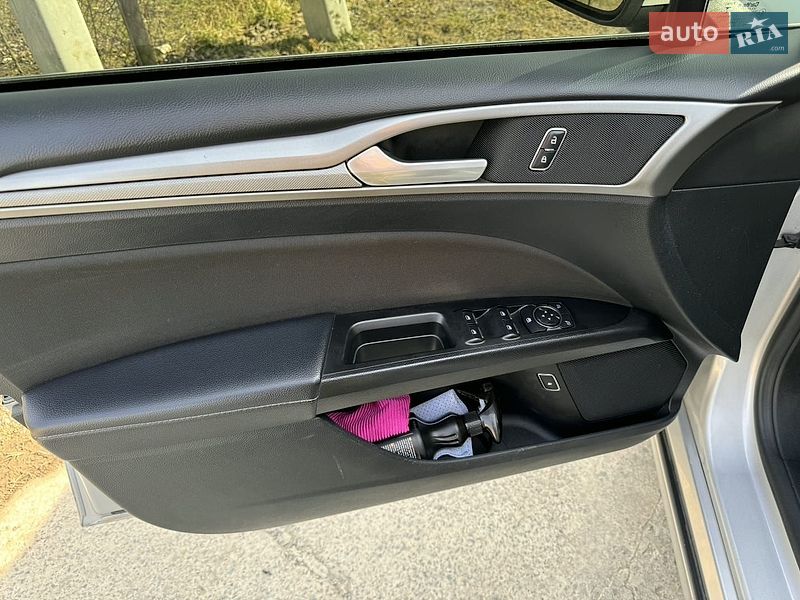 Седан Ford Fusion 2017 в Дрогобыче