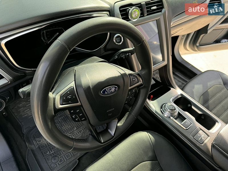 Седан Ford Fusion 2017 в Дрогобыче