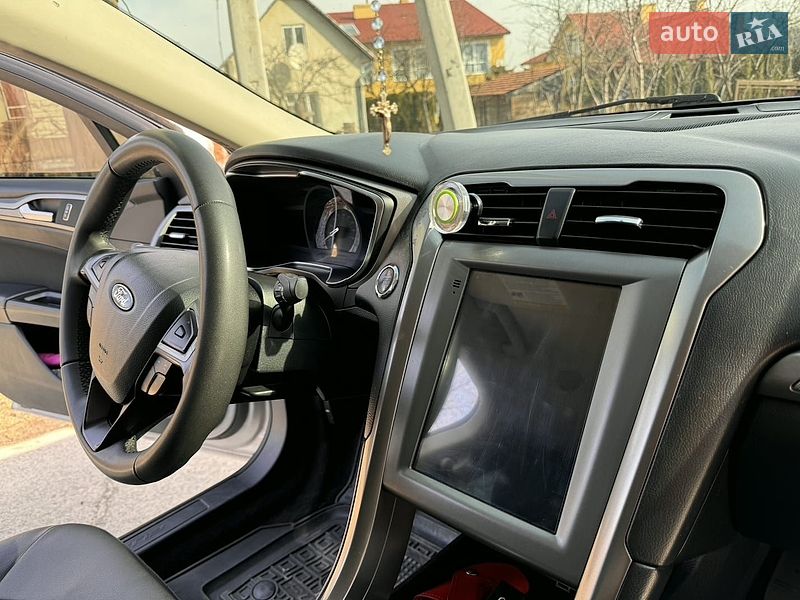 Седан Ford Fusion 2017 в Дрогобыче