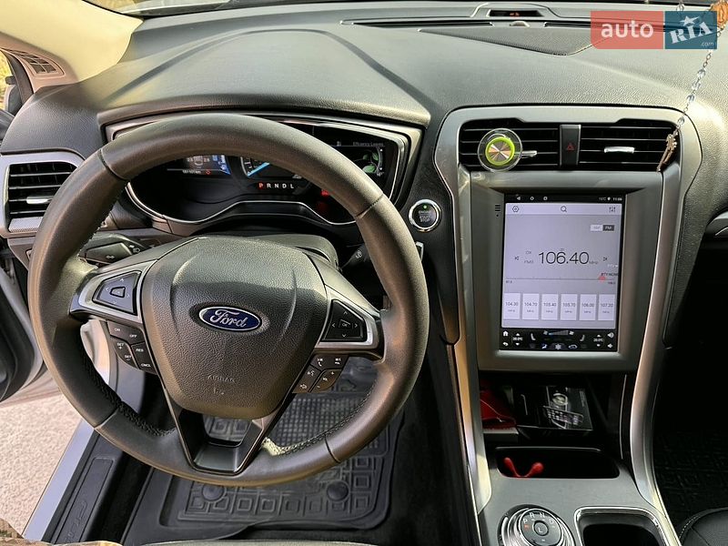 Седан Ford Fusion 2017 в Дрогобыче